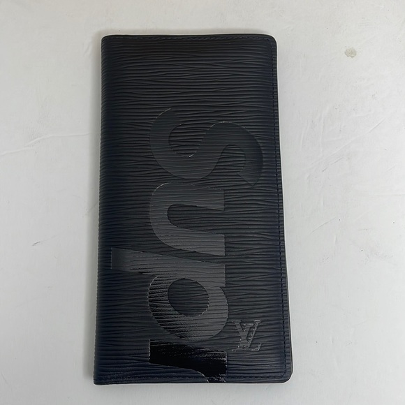 Louis Vuitton x Supreme Brazza Wallet - Picture 2 of 6